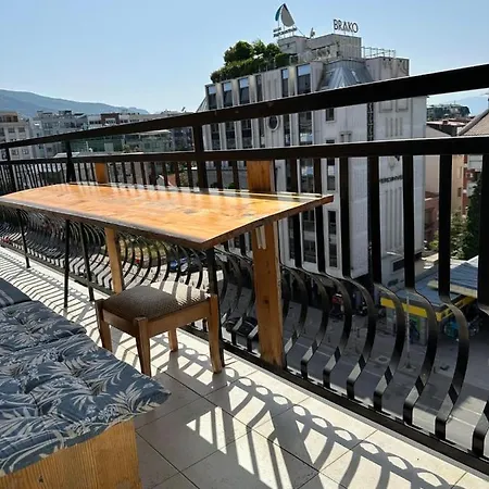 City Central Apartment *